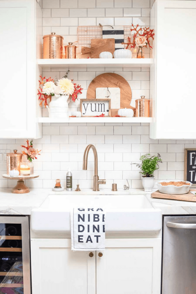 Simple Fall Decorating Ideas in the Kitchen - Modern Glam