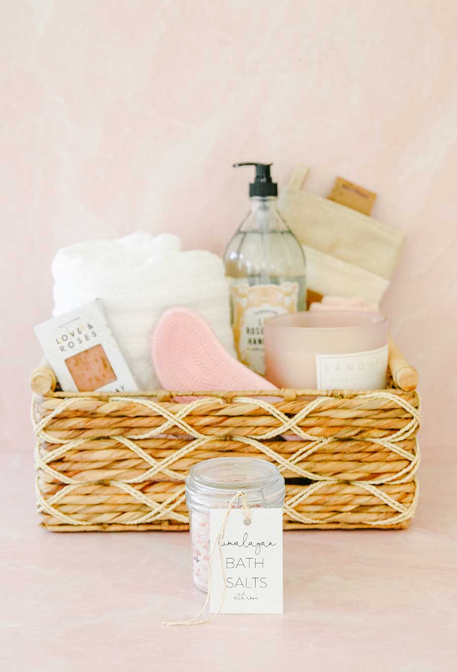 How to Put Together a Perfect DIY Mother's Day Gift Basket