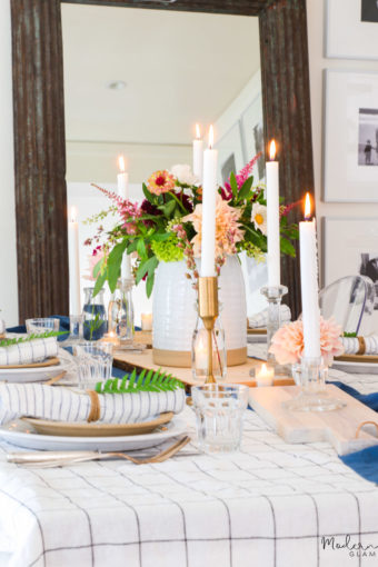 Simple And Romantic Spring Table - Modern Glam