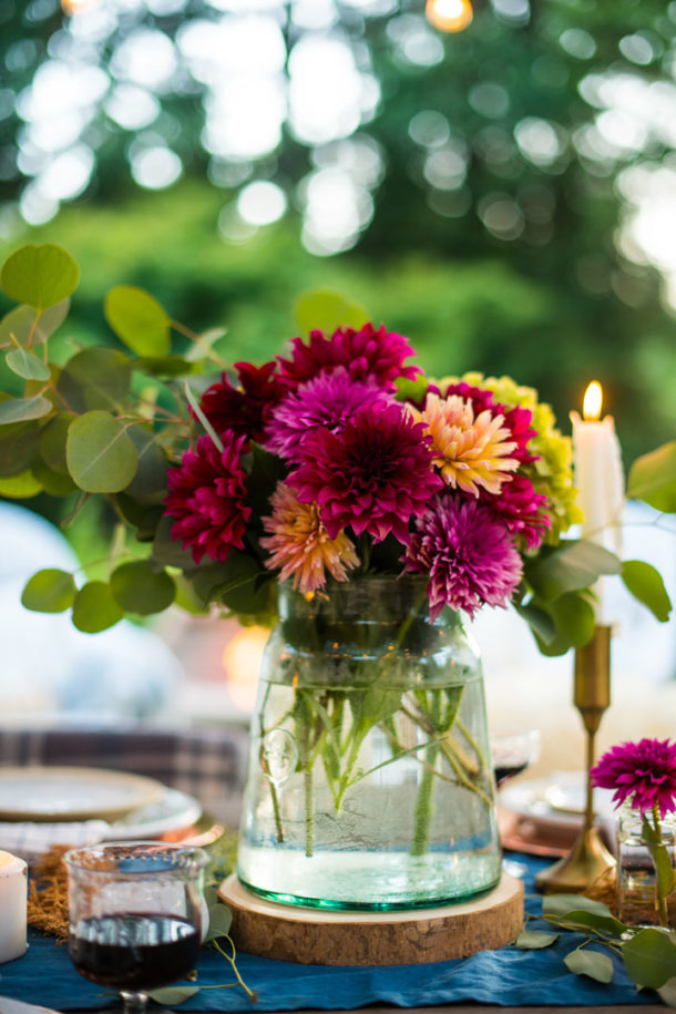 Outdoor Fall Tablescape - An Autumn Harvest Table - Modern Glam