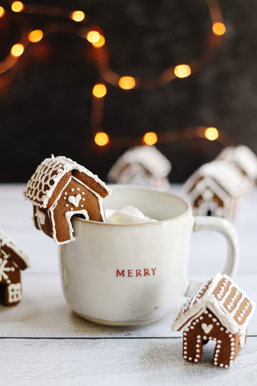 Mini Gingerbread House Mug Toppers - Fraiche Living
