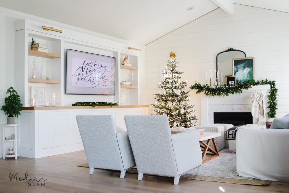 living room minimalist christmas decor