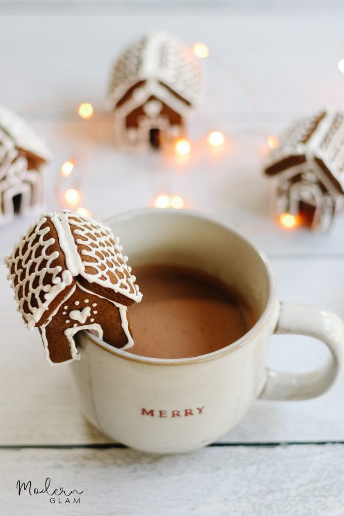 Gingerbread House Mug Topper – Tina's Chic Corner