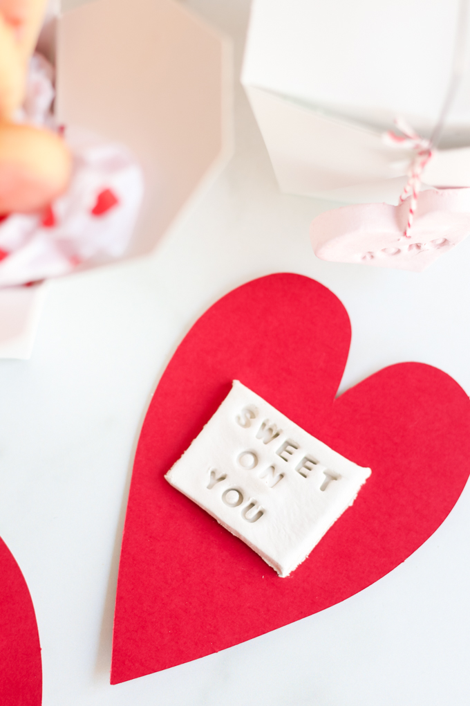 Easy DIY Valentine's Day Gift For Tweens - Modern Glam