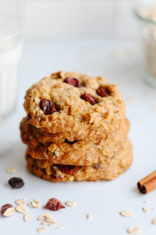 Bakery Style Oatmeal Raisin Cookie Recipe - Modern Glam