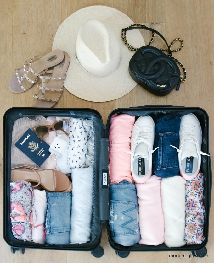 10 Handy Tips to Pack a Suitcase for Moving Overseas | IVL
