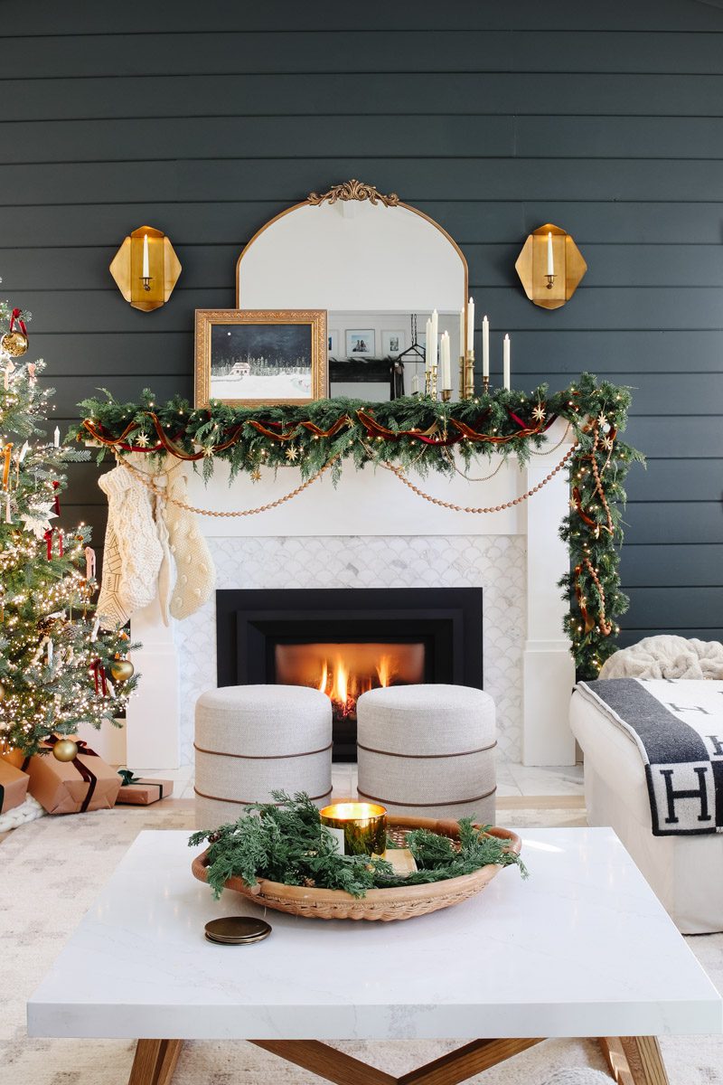 THE BEST  CHRISTMAS PILLOWS - Taryn Whiteaker Designs